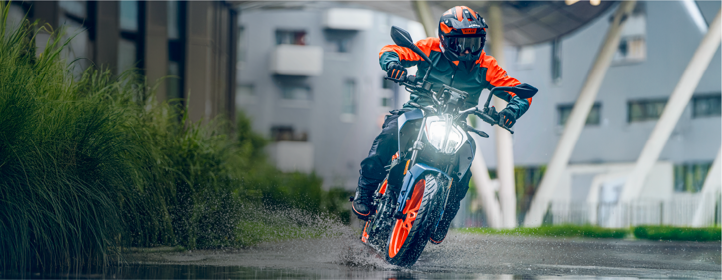 KTM 160 Duke नया मॉडल दमदार engine sporty bike