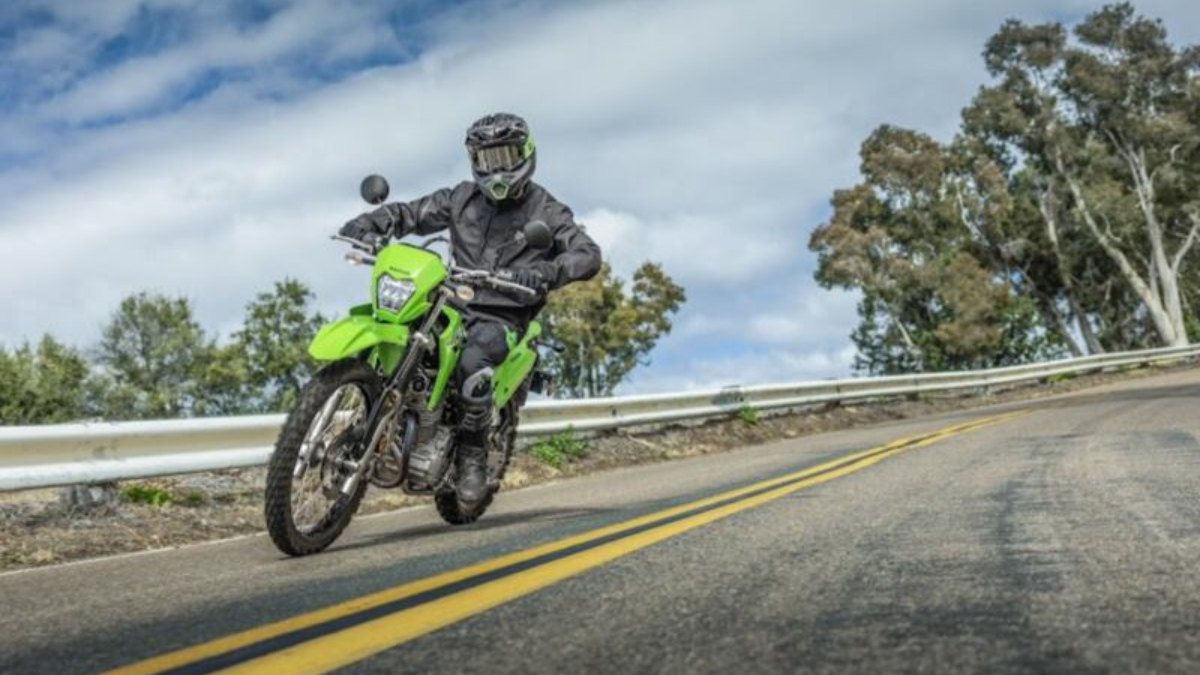 Kawasaki KLX230 bike